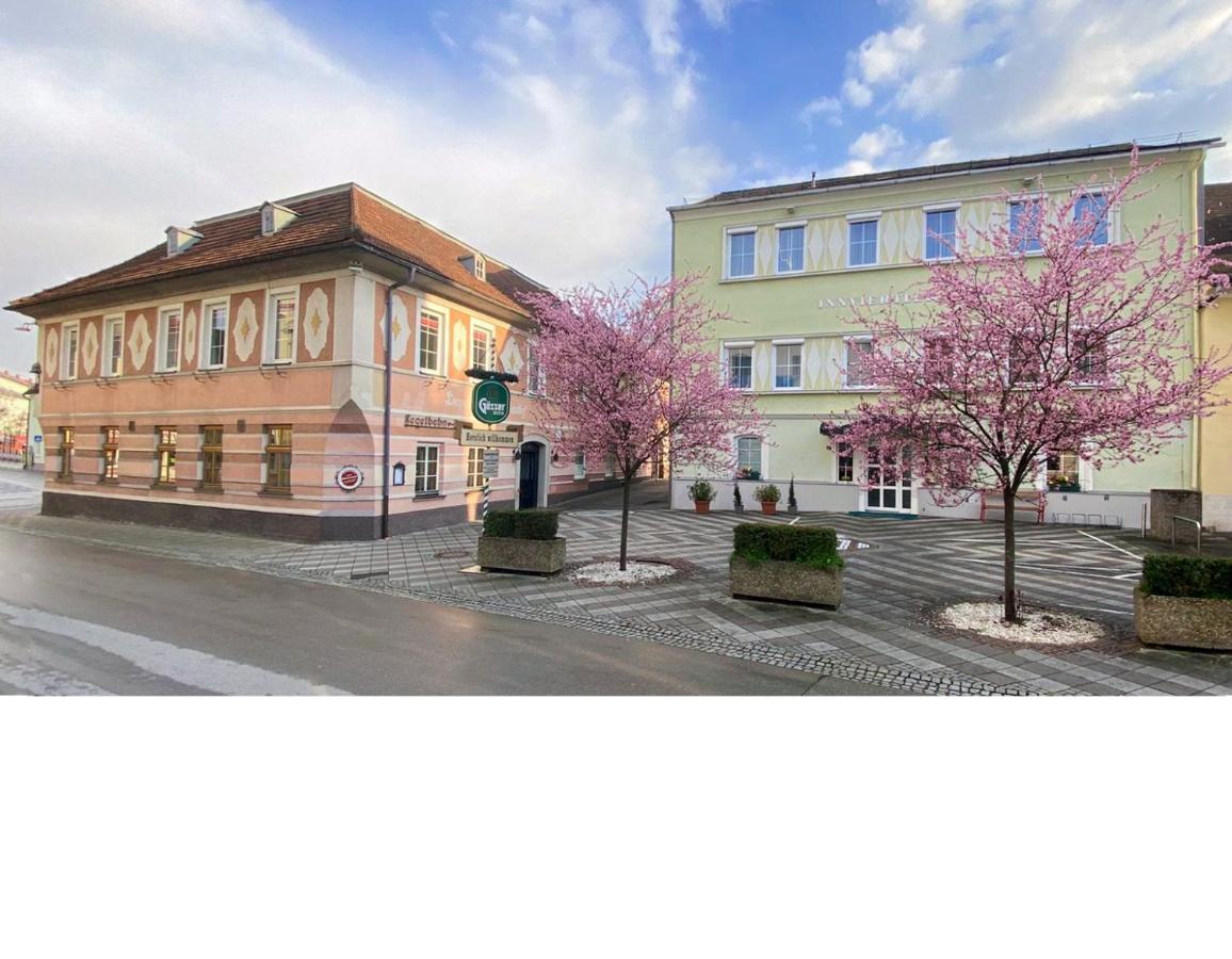 Gasthof Hametner Mit Innviertlerhof Mit Direktem Zugang Zur Therme Mediterrana Durch Unseren Garten! Bad Hall Exterior photo